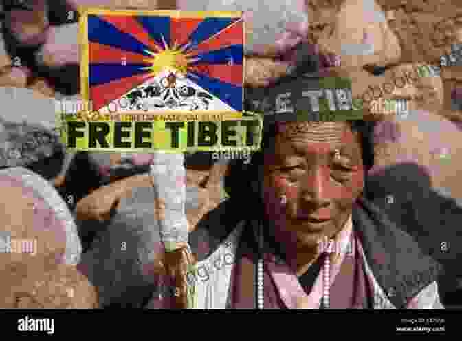 A Woman Holding The Tibetan Flag The Voice That Remembers: One Woman S Historic Fight To Free Tibet